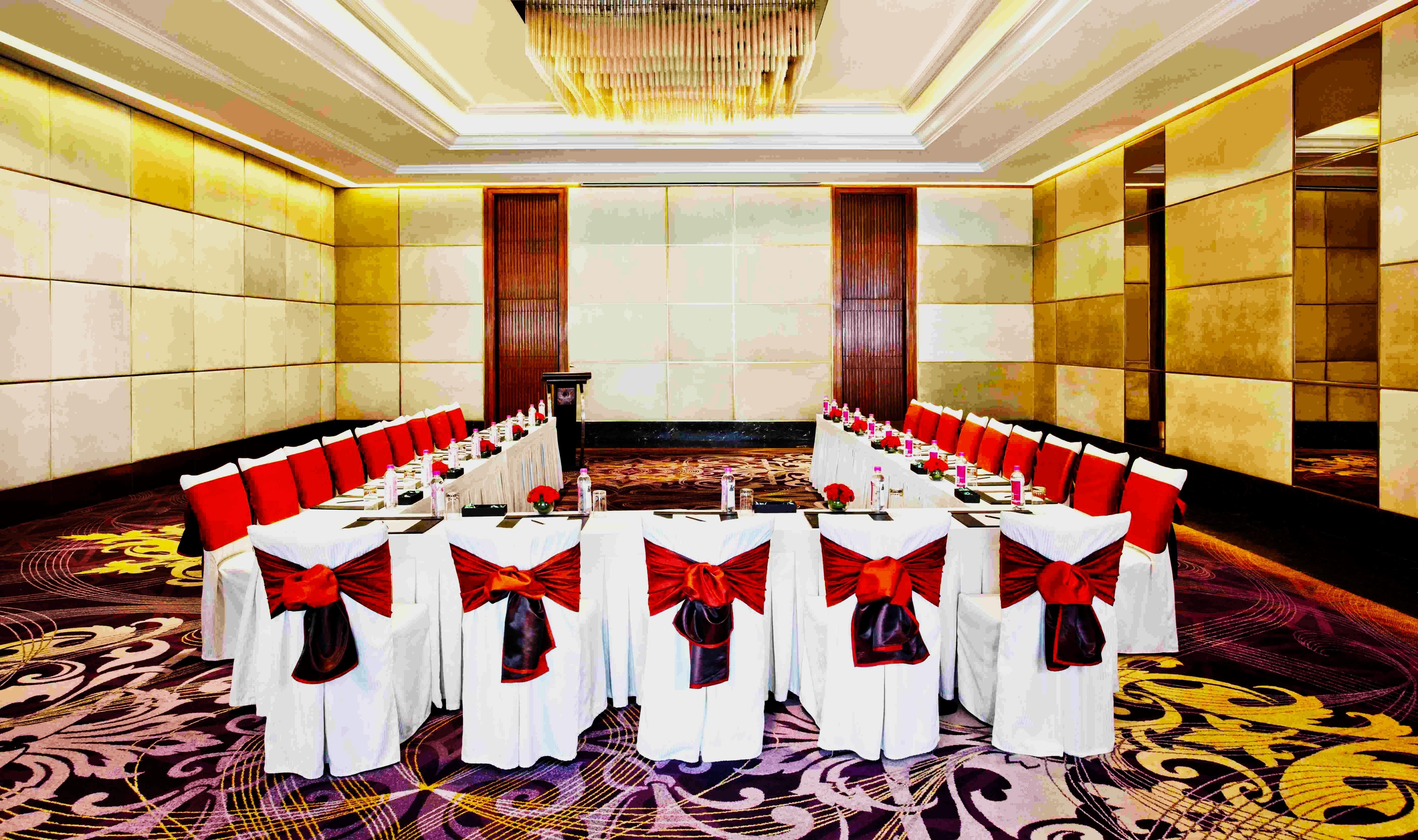 Holiday Inn New Delhi Mayur Vihar Noida By Ihg Exterior foto Meeting room